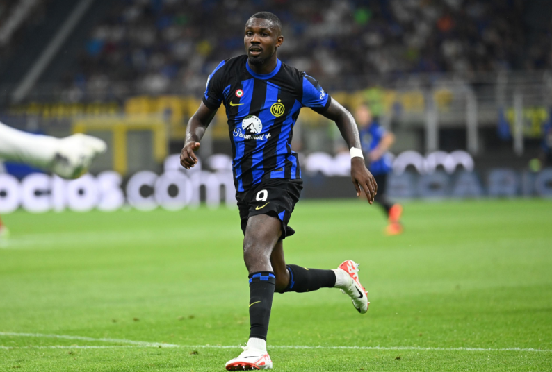 心球员在球 心球员在球