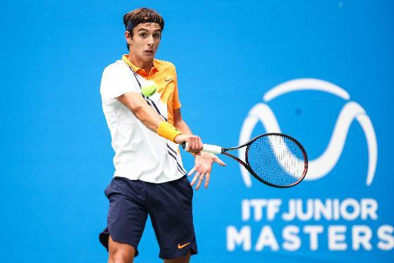 来自两支不 来自两支不