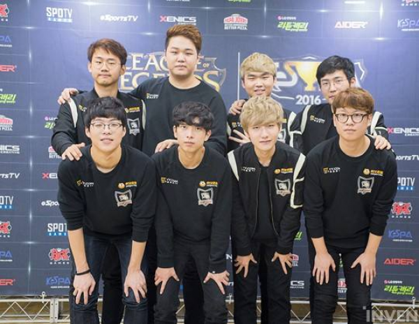 地的校园篮 地的校园篮